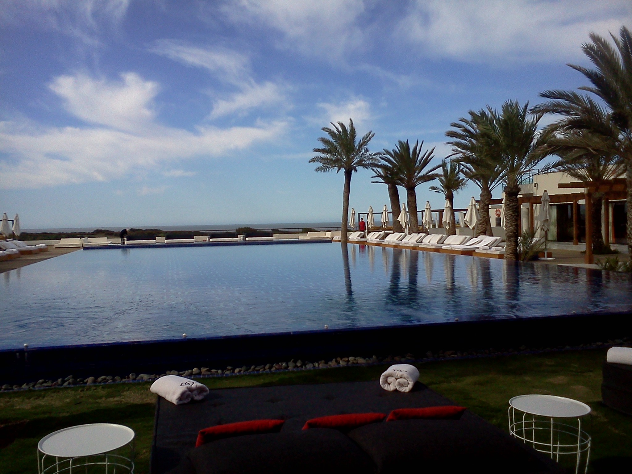 morocco-poolside-view-2